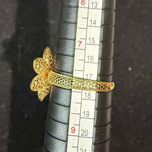 18K Yellow Gold Ladies Ring